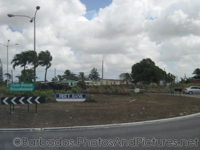 Clyde Walcott Roundabout at Barbados.jpg
